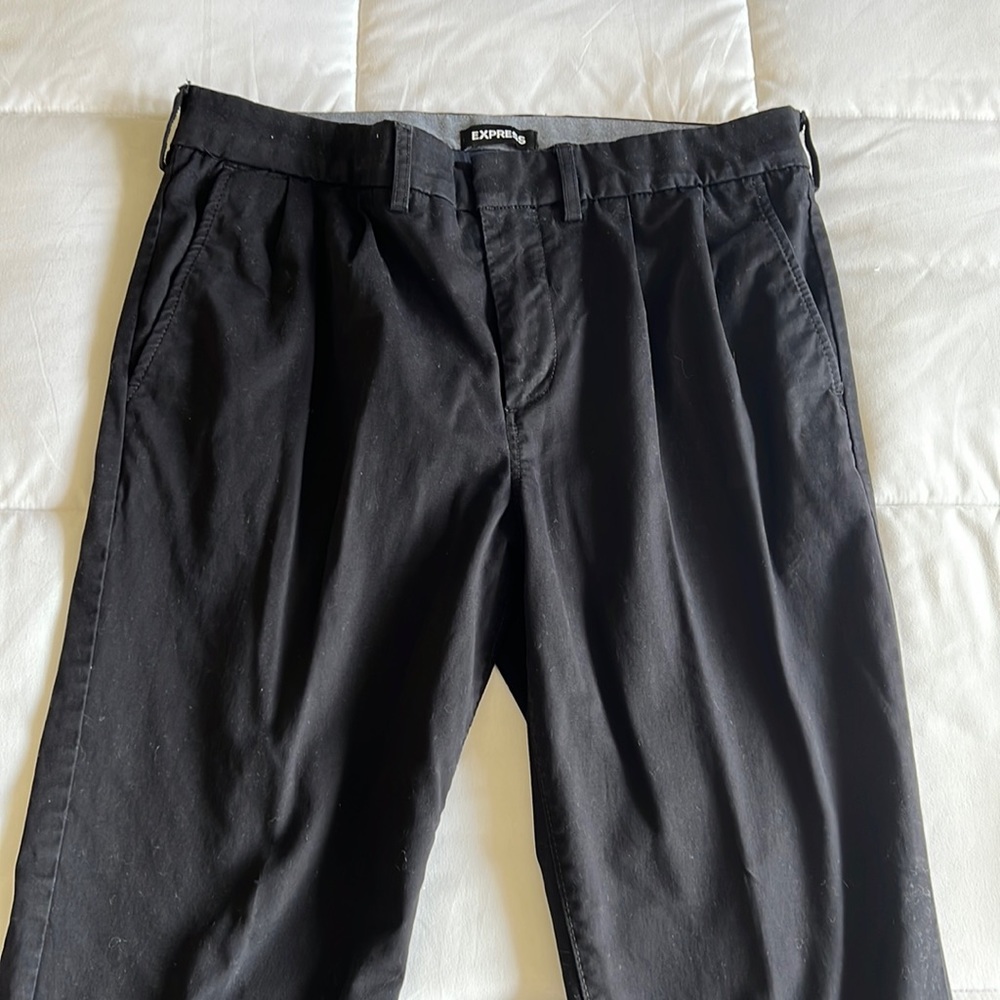 Express Men’s khaki pants